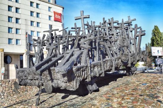 Pomnik Poległym i Pomordowanym na Wschodzie